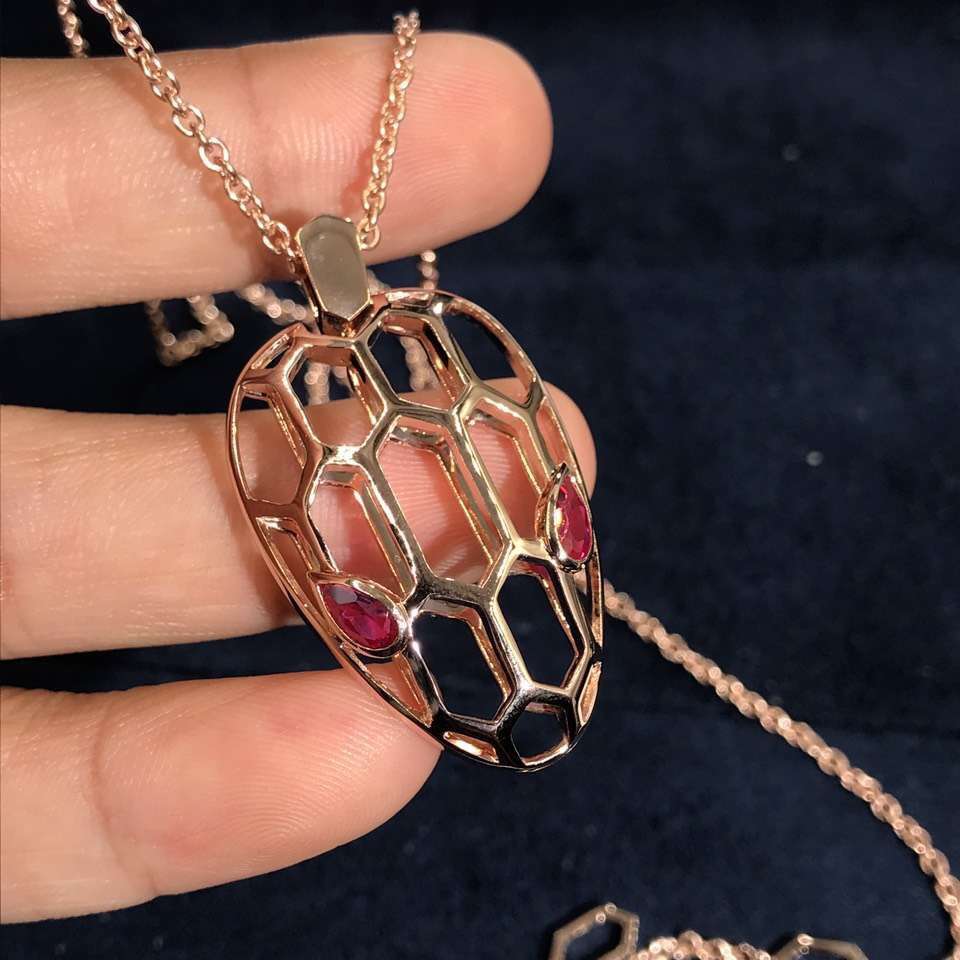 Bvlgari /Bulgari Serpenti Seduttori pendant necklace in 18k rose gold with ruby